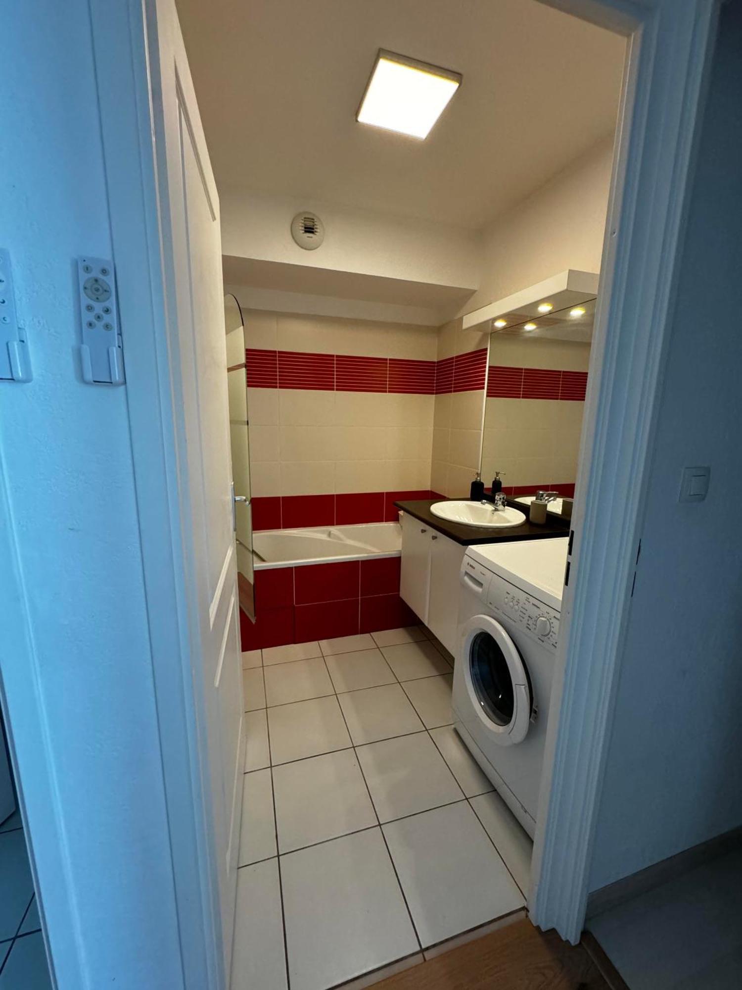 トゥールーズLe Petit Bruxelles Au Calmeアパートメント エクステリア 写真